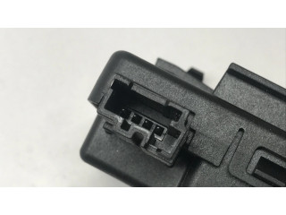 Блок управления 13595511 Chevrolet Camaro