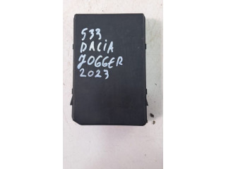Блок предохранителей Dacia Jogger