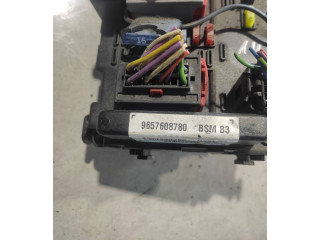 Блок предохранителей 9657608780   Citroen C8    
