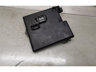 Блок предохранителей 30728512, 05W263   Volvo S80    