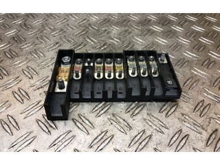 Блок предохранителей 7E6970187Q   Volkswagen Transporter - Caravelle T5    