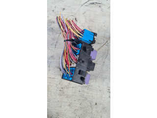 Pojistková skříňka 8200003634 Renault Espace IV 2003