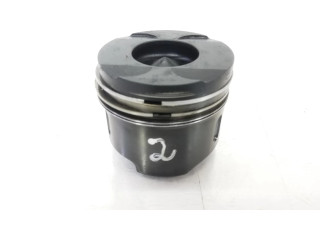  Поршень с шатуном  5080023AA  Jeep Grand Cherokee (WJ)  2.7