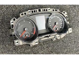 Панель приборов 5G1920741D   Volkswagen Golf VII       