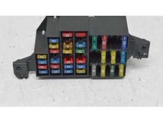 Блок предохранителей 7703297597   Renault Clio II    