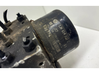 Блок АБС 1J0614217C Volkswagen Bora 1998 - 2005 года