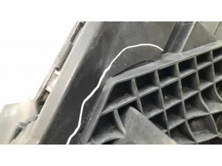 Передняя фара