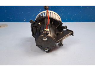 Вентилятор печки 8EW351040261 Audi Q5 SQ5