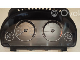 Přístrojová deska BMW 5 F10 F11 2011 25811511, 9227616