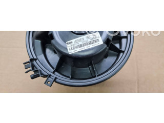 Вентилятор печки 5Q1819021H, M035981W Audi Q3 F3