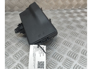 Блок предохранителей 5WA907361A Skoda Octavia Mk4