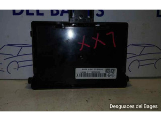 Блок предохранителей 8200652285   Renault Clio II    