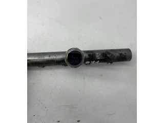 Топливная рампа 9645689580, 5WS40041 Volvo S40