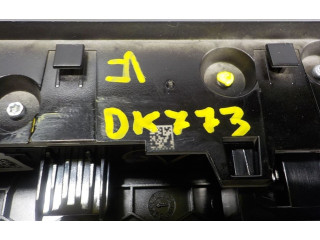 Блок управления климат-контролем 98404589XU, 98404589XU2 Peugeot 2008 II