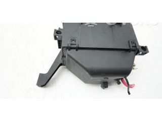 Блок предохранителей Jaguar XE