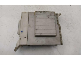 Блок предохранителей 8273053020   Lexus IS 200-300    