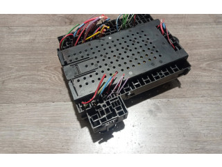 Блок предохранителей 8645716, 8688562   Volvo V70    