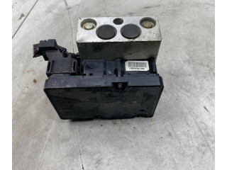 Блок АБС 8671224   Volvo  XC90  2003 - 2006 года