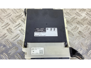 Блок предохранителей 8922124080, 2380005451 Lexus RC