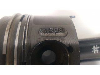 Píst A6460300020, A6460300220 Mercedes-Benz C W203 pro naftový motor 2.1 om646.963 , 646.963