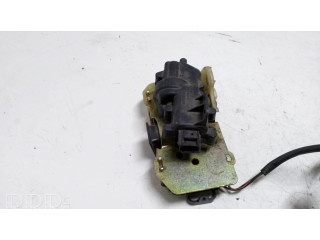 Zámek zadních dveří Chrysler Pacifica 2004