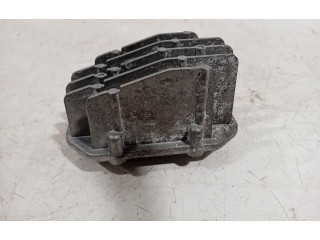 Блок комфорта 10450130 Renault Clio IV