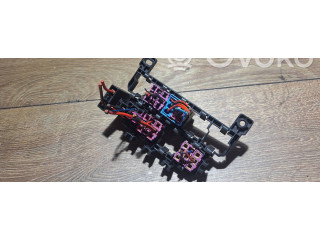 Блок предохранителей  4f0937503   Audi A6 S6 C6 4F    