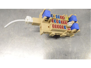 Pojistková skříňka Nssan Leaf I (ZE0) 2012