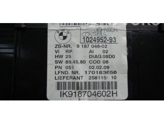 Přístrojová deska BMW 1 E81 E87 2008 1024952-93, 9187046-02