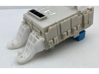 Pojistková skříňka 827300F070C, 15759D29 Toyota Verso 2010