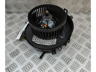 Вентилятор печки 5WC819015A, T72368C Audi Q2 -