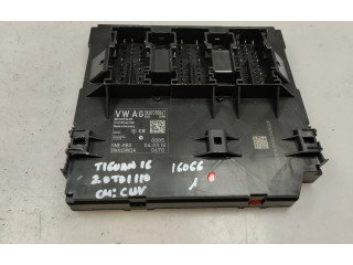 Pojistková skříňka Řídící jednotka BSM 5K0937086T Volkswagen Tiguan 2016