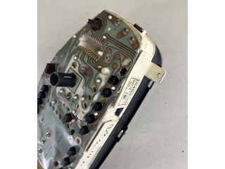 Спидометр (приборный щиток) MR114265, 0P0179001 Mitsubishi Carisma