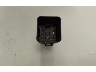 Блок предохранителей 0281003056   Honda HR-V    