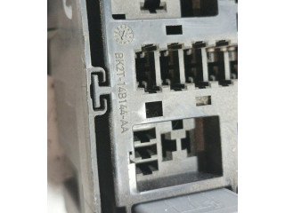 Блок предохранителей BK2T-9K499-ACF Ford Transit Custom