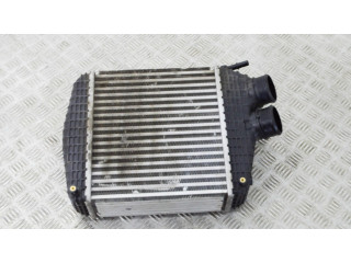 Интеркулер 670109554, LL018002 Maserati Levante 3.0