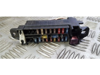 Pojistková skříňka Mazda 2 2003