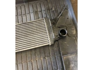 Интеркулер  A2515000000   Mercedes-Benz R W251 