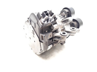 Генератор 31652870   Volvo XC90      