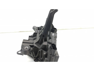   Pojistková skříňka A2135403539, 201027   Mercedes-Benz EQC 2021