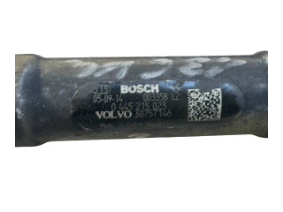 Топливная рампа 0445215023, 003358L2 Volvo V70