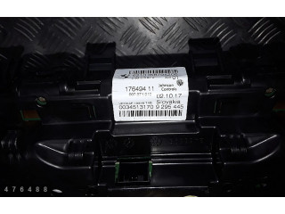 Přístrojová deska BMW X1 F48 F49 2018 17649411