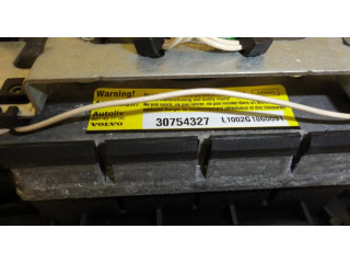 Подушка безопасности водителя 30754327   Volvo XC70