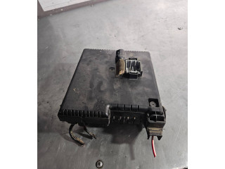 Блок предохранителей 30728273   Volvo V70    