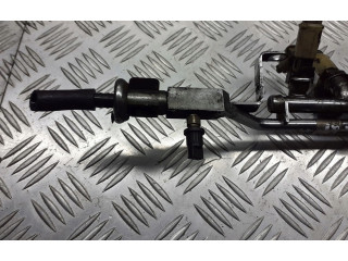 Топливная рампа 2K4E-AC Jaguar X-Type 2.1