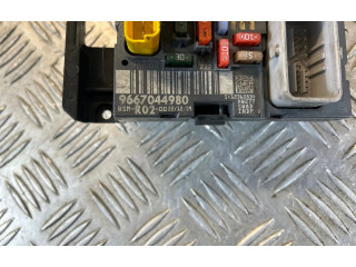 Pojistková skříňka 9667044980 Peugeot 5008 2009