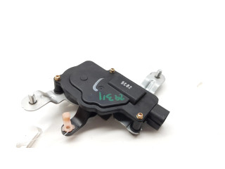 Моторчик замка задней крышки