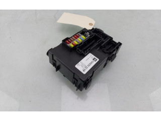 Блок предохранителей  13469255   Opel Meriva B    