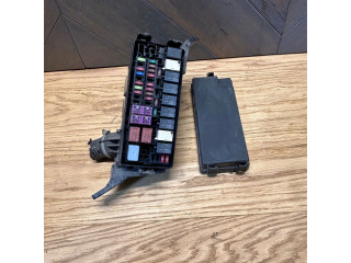 Блок предохранителей     Honda HR-V    