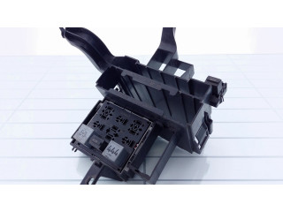 Pojistková skříňka 7L0937535A Porsche Cayenne (9PA) 2004